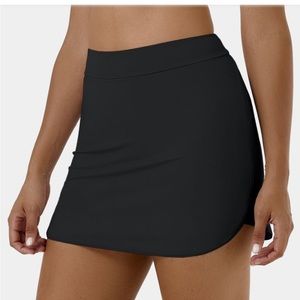 Halara skort/2-in-1 golf skirt, size medium